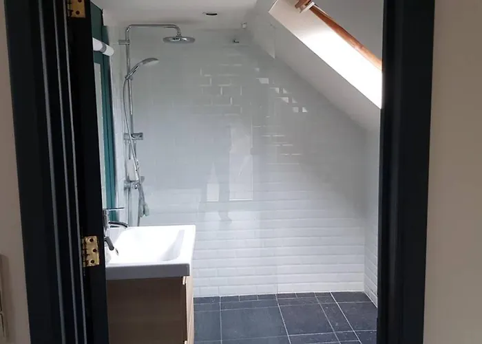 Appartement Isole, 1 Chambre Avec Terrasse Privee